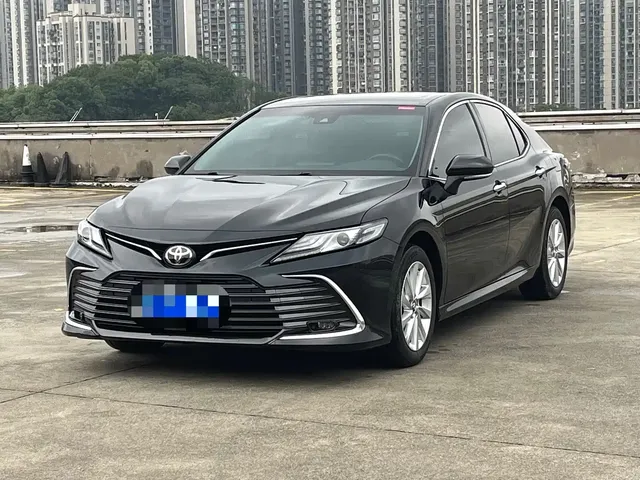 Toyota Camry 2023 2.0G Luxury Edition