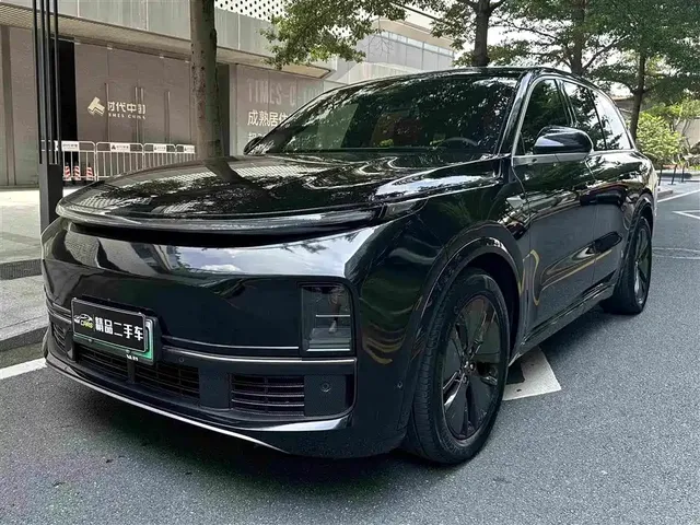 Li Auto Li L8 2024 Pro