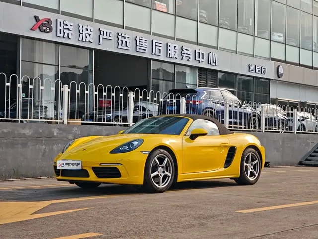 Porsche 718 2022 Boxster 2.0T