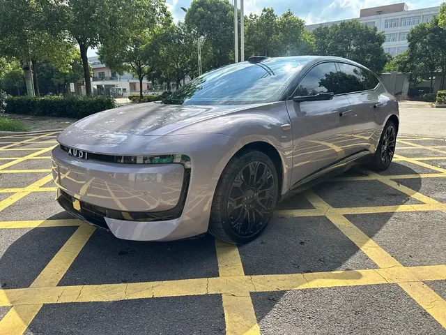Audi E5 Sportback 2026 Performance quattro