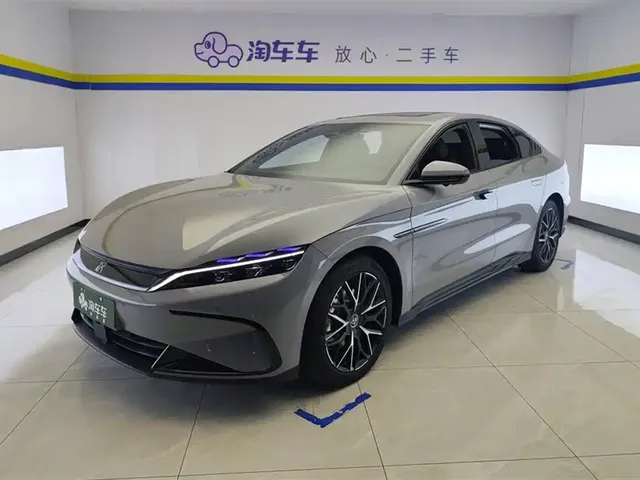 BYD Han 2024 DM-i Glory Edition 121KM Honor