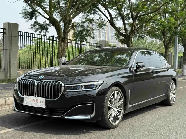 BMW 7 Series 2019 Facelift 740Li xDrive Executive M Sport Package