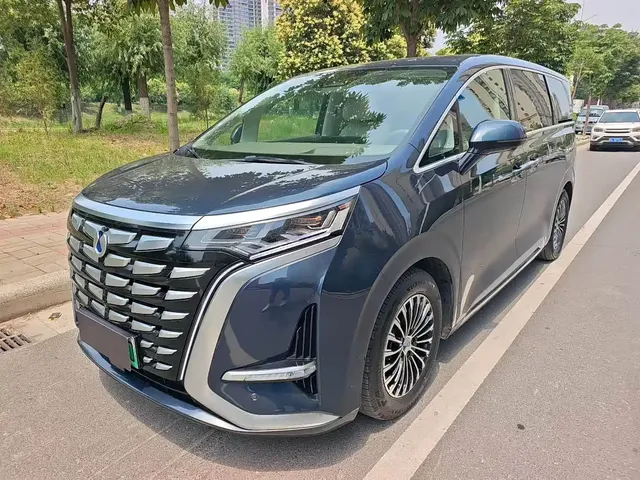 Denza D9 2022 DM-i 970 AWD Flagship