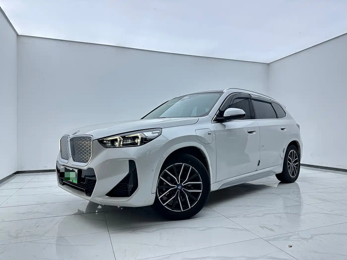 BMW iX1 2023 eDrive25L M Sport Package
