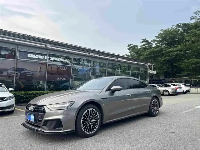 Audi A7L 2024 45 TFSI Luxury