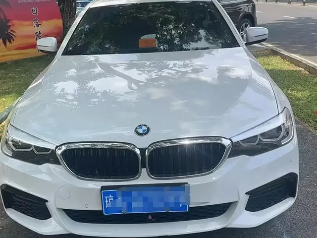 BMW 5 Series 2019 525Li M Sport Package