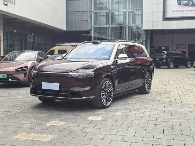 AITO Wenjie AITO M9 2025 Extended Range Ultra 52kWh 5-Seater