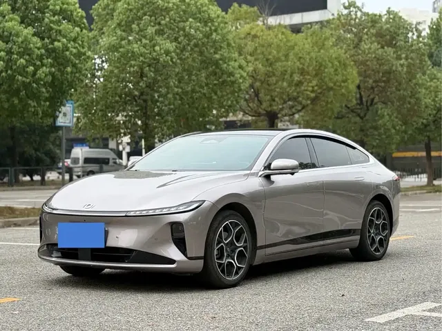 Changan Qiyuan A07 2025 Blue Whale Pure Electric 625 Luxury