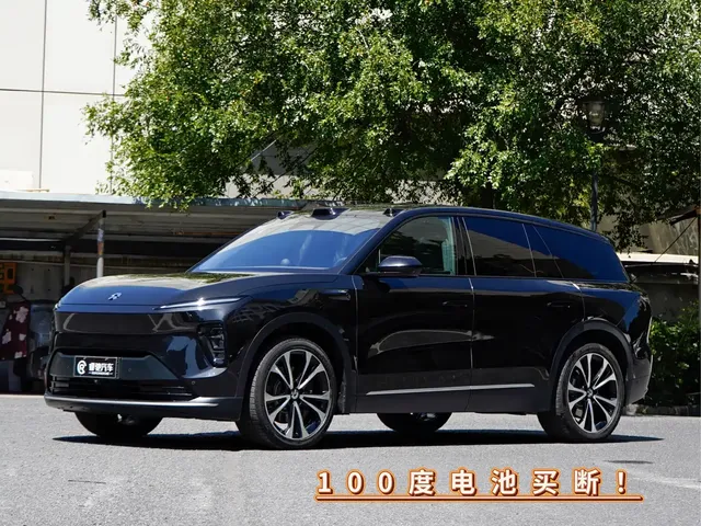 NIO ES8 2023 100kWh