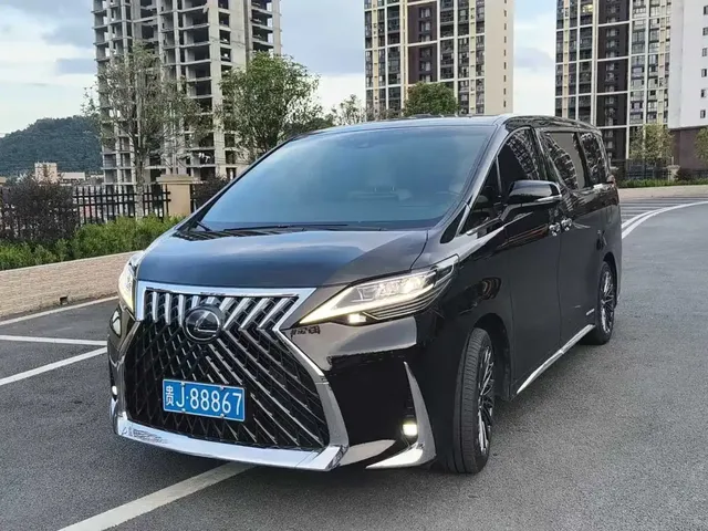 Lexus LM 2020 300h 4-Seat Imperial Edition