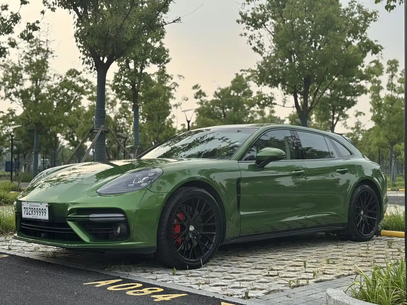 Porsche Panamera 2019 Panamera 4 Sport Turismo 2.9T