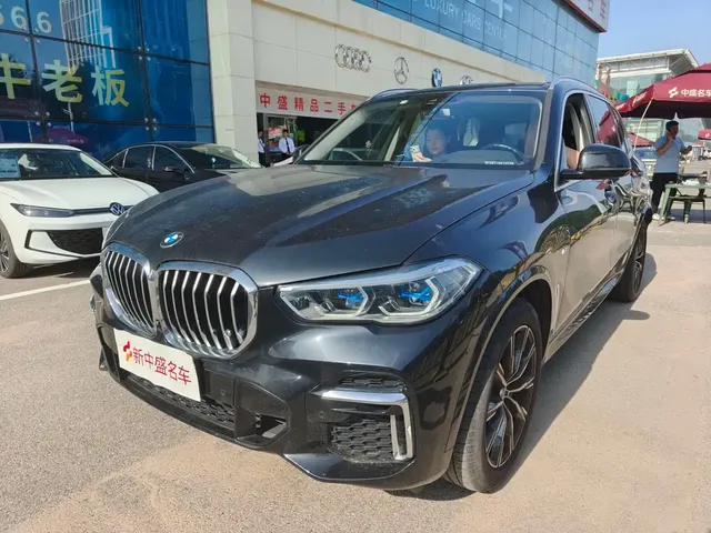 BMW X5 2022 Facelift xDrive 30Li Premium M Sport Package