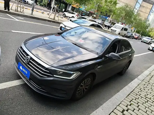 Volkswagen Sagitar 2021 200TSI DSG Surpassing Edition