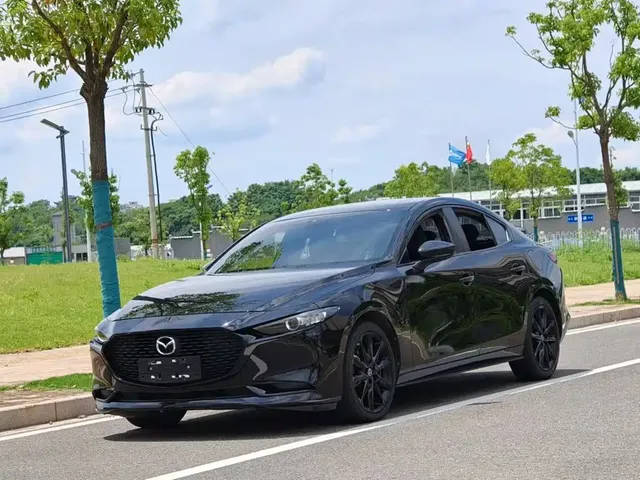 Mazda 3 Axela 2020 1.5L Automatic Zhi Xing Edition