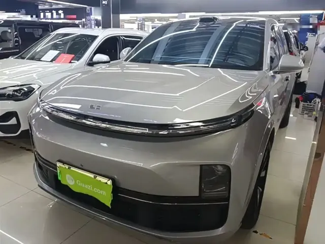 Li Auto Li L8 2023 Pro