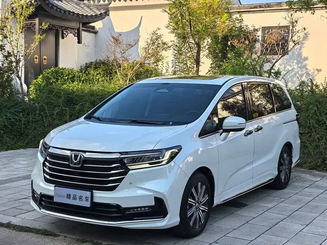 Honda Odyssey 2026 2.0L e:HEV Sharp·Leadership Edition