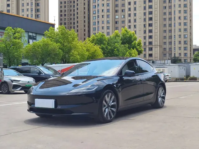 Tesla Model 3 2025 Model Rear-Wheel Drive Edition