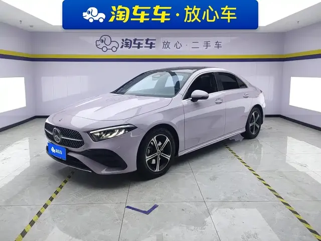Mercedes-Benz A-Class 2023 A 200 L Fashion