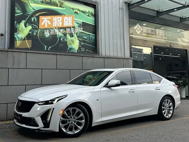 Cadillac CT5 2022 28T Luxury (Standard)