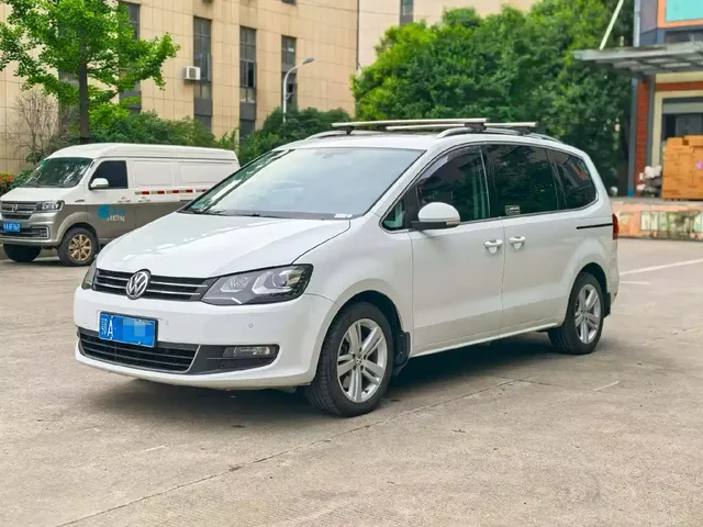 Volkswagen Sharan 2016 380TSI Comfort 7-seater