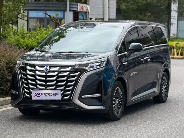 Denza D9 2025 DM-i Smart Drive Edition 1020 AWD Prestige