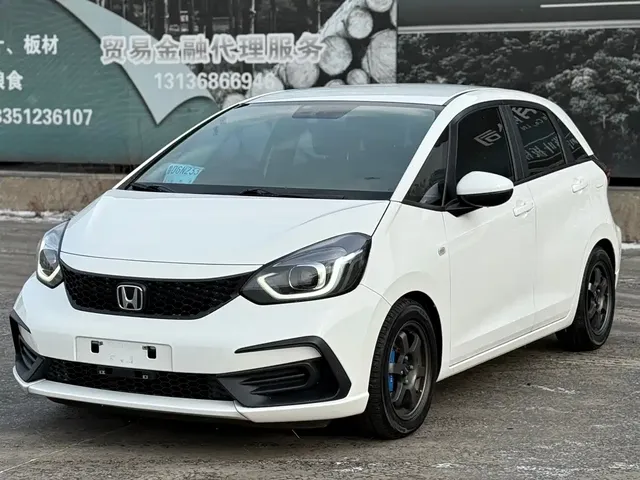 Honda Fit 2022 1.5L CVT Trend Sunroof Edition