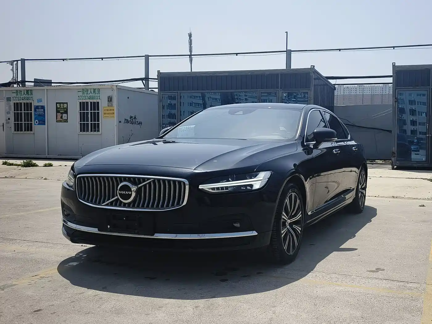 Volvo S90 2021 Model B5 Momentum Luxury Edition