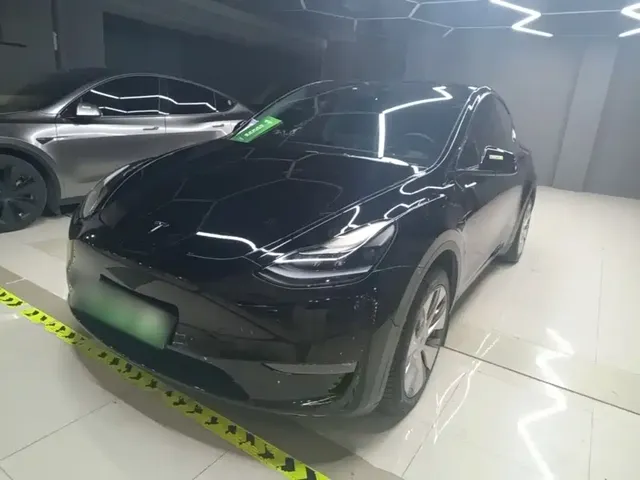 Tesla Model Y 2022 Facelift Long Range All-Wheel Drive Version