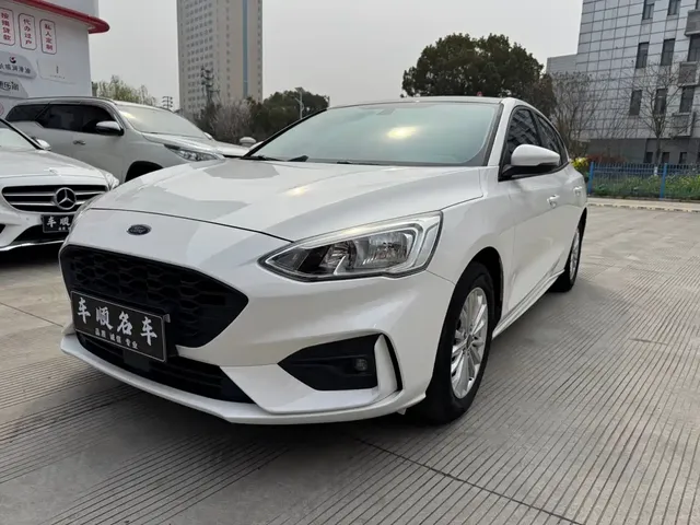 Ford Focus 2020 Sedan EcoBoost 180 Automatic Sharp Trend Type