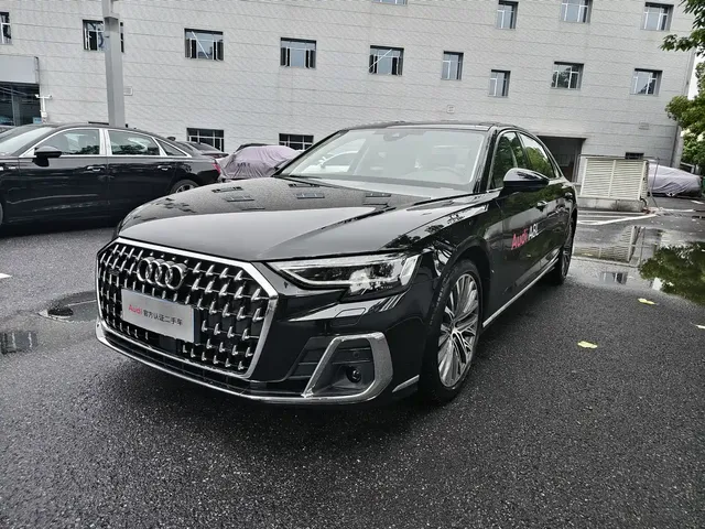 Audi A8 2024 Model A8L 50 TFSI quattro Executive