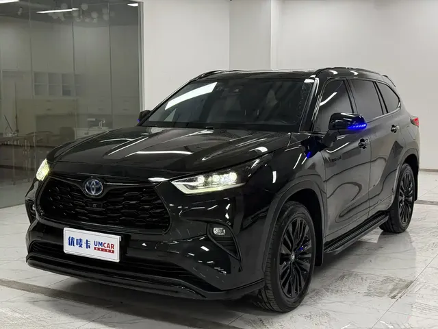 Toyota Highlander 2023 2.5L Smart Hybrid AWD Knight Edition 7-Seater