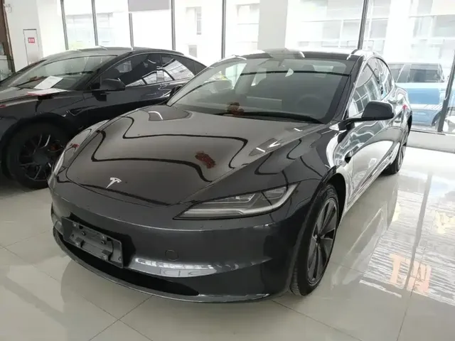 Tesla Model 3 2023 Rear-Wheel Drive