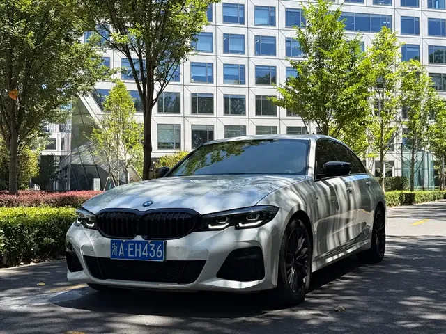 BMW 3 Series 2022 Facelift 325i M Sport Shadow Edition
