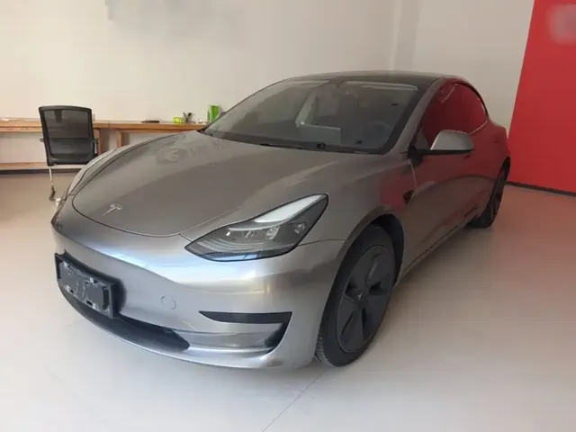 Tesla Model 3 2023 Rear-Wheel Drive