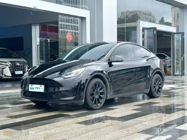 Tesla Model Y 2022 Facelift Rear-Wheel Drive Version