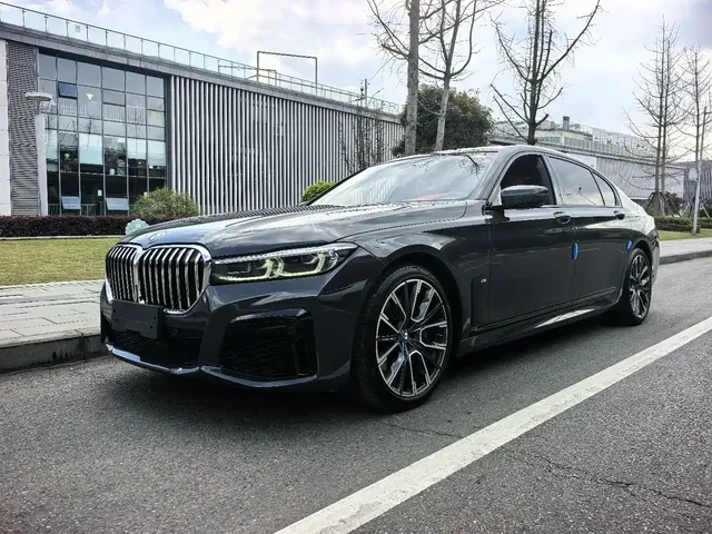 BMW 7 Series 2019 740Li Leading M Sport Package