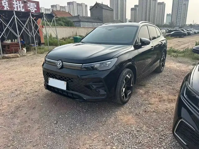 Volkswagen Tiguan L 2024 PRO 380TSI 4WD R-Line Premium Edition