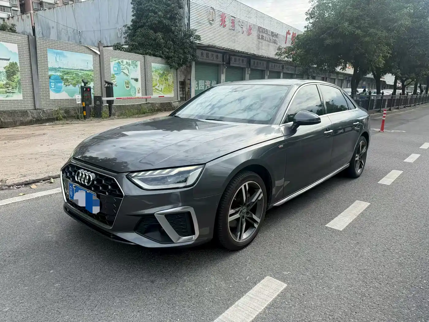 Audi A4L 2019 40 TFSI Fashion (China VI)