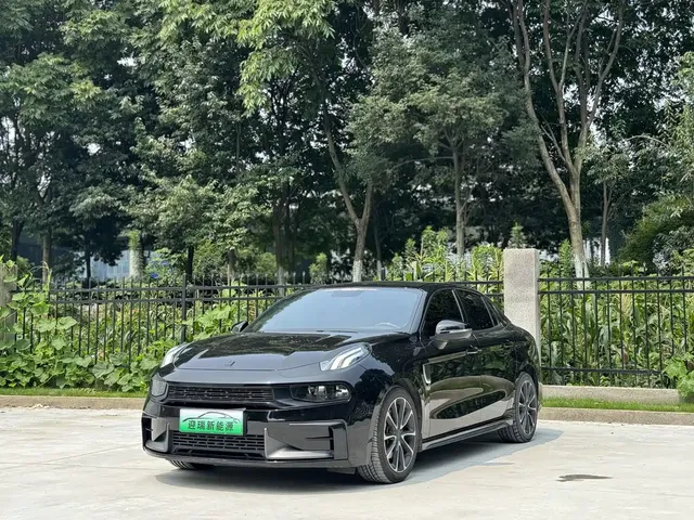 Lynk & Co 03 New Energy 2021 1.5T PHEV