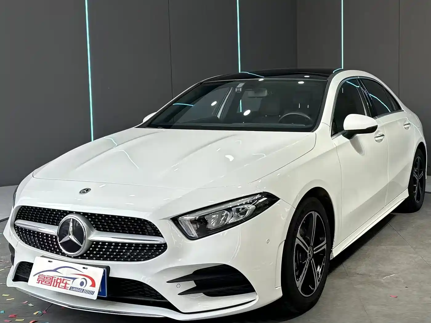 Mercedes-Benz A-Class 2022 A 200 L Sport Sedan Style