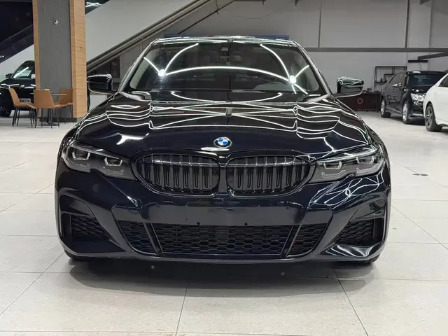 BMW 3 Series 2022 Facelift 325i M Sport Shadow Edition