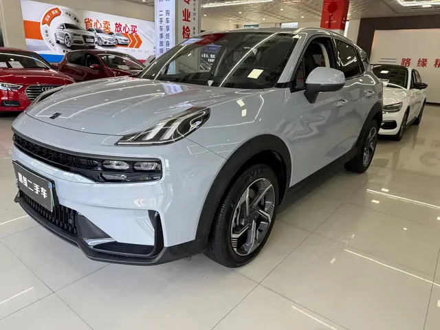 Lynk & Co 06 EM-P 2023 1.5T Remix PHEV Pro