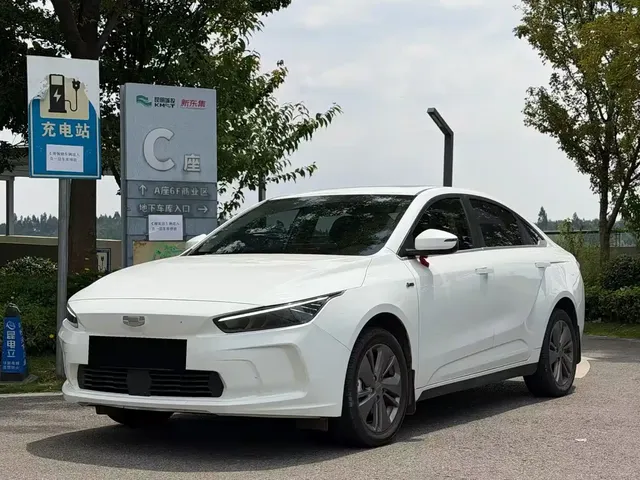 Geely Geometry A 2022 Model Pro 430KM Green Apple Pro