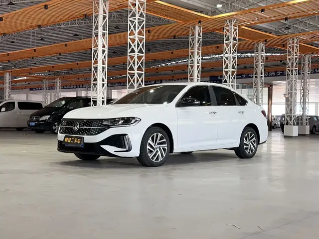 Volkswagen Lavida 2023 1.5L Auto Luxury Edition