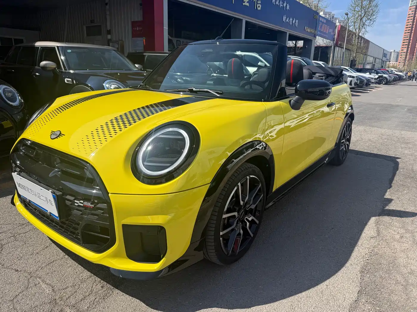 MINI MINI 2025 2.0T COOPER S CABRIO Racer