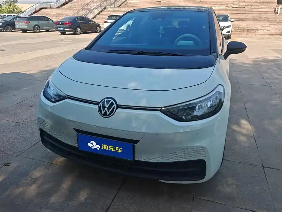 Volkswagen ID.3 2025 Smart Edition Outstanding Oxygen Version