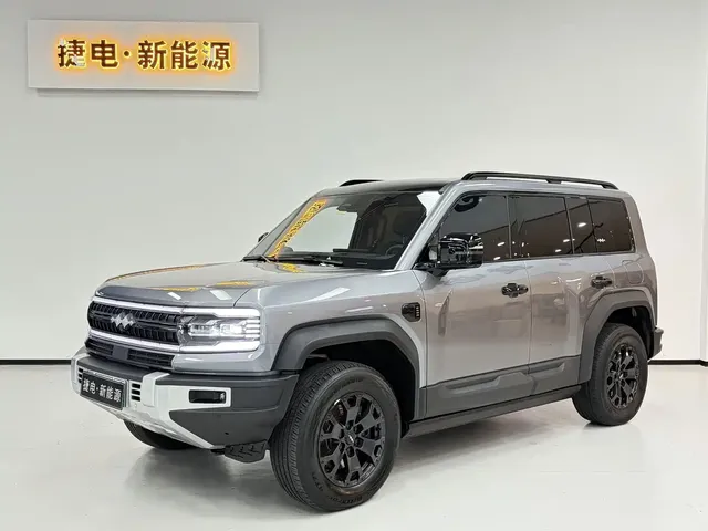 Fang Cheng Bao Leopard 5 2023 Yun Nian Flagship Edition
