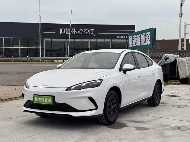 BYD Hai Bao 05 DM-i 2026 DM-i 128KM Luxury