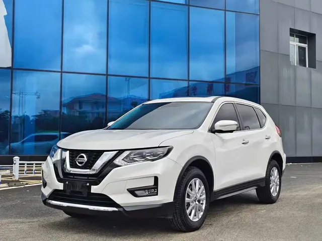 Nissan X-Trail 2023 Classic 2.0L 2WD Smart Premium Edition