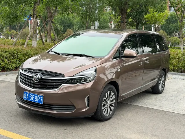 Buick GL8 2021 Land Business Class 652T Smart Luxury